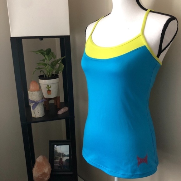 *TAPOUT* Green x Blue Racerback Athletic Tank Top - Picture 2 of 5